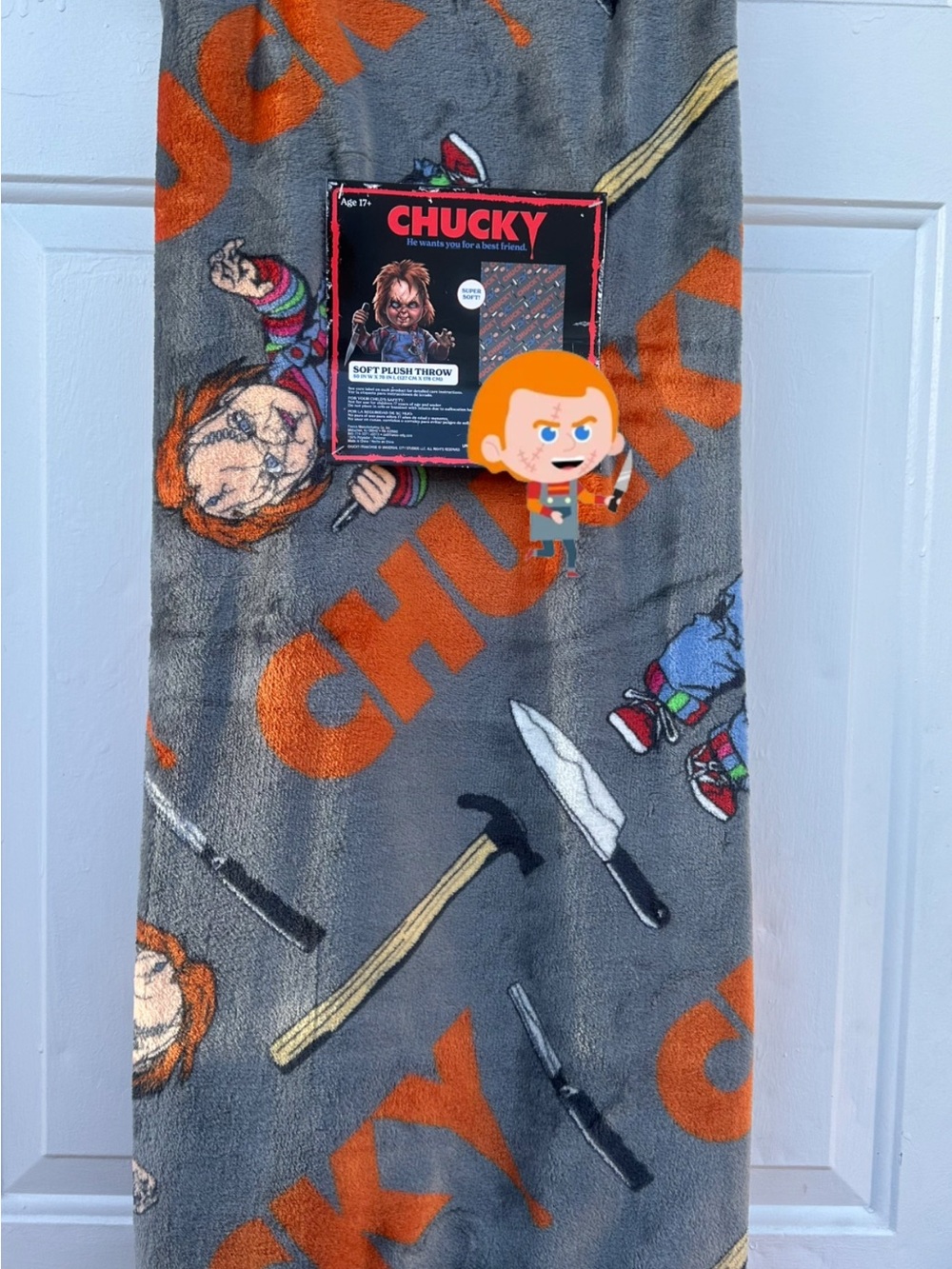 VIRAL Chucky Halloween Blanket